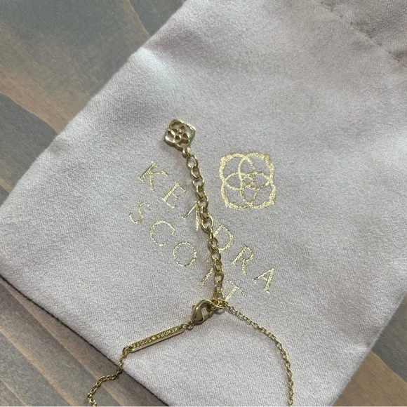 Elisa Gold Pendant Necklace in London Blue Glass - Picture 7 of 7